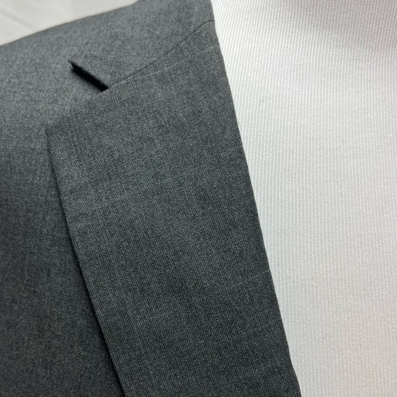 Men's Jos. A. Bank Gray Plaid 2-Button 54R Blazer Jacket 48x26 Pants Portly Suit - Picture 3 of 10